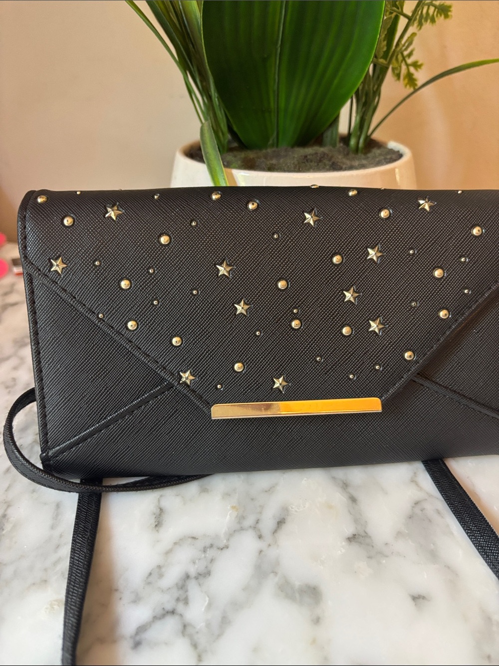 Black Star-Studded Envelope Crossbody Bag ⭐️ ⭐️
